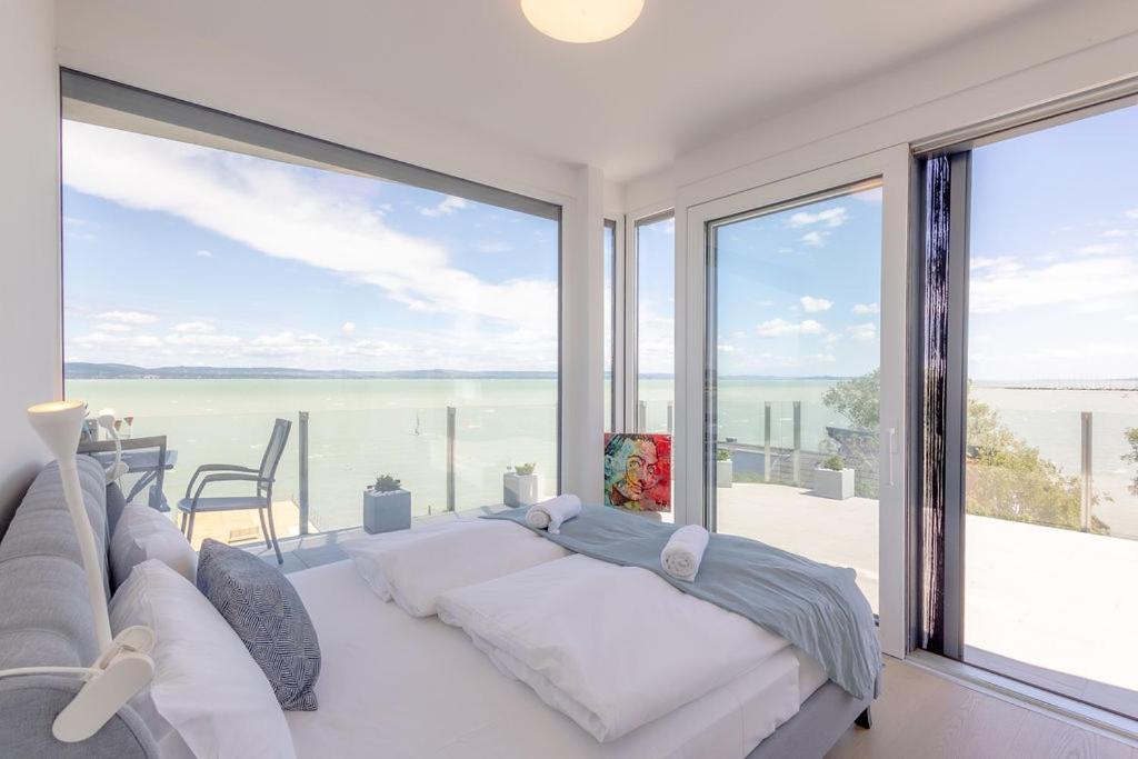 Lellemarine By Bltn Apartmanok Balatonlelle Exterior photo