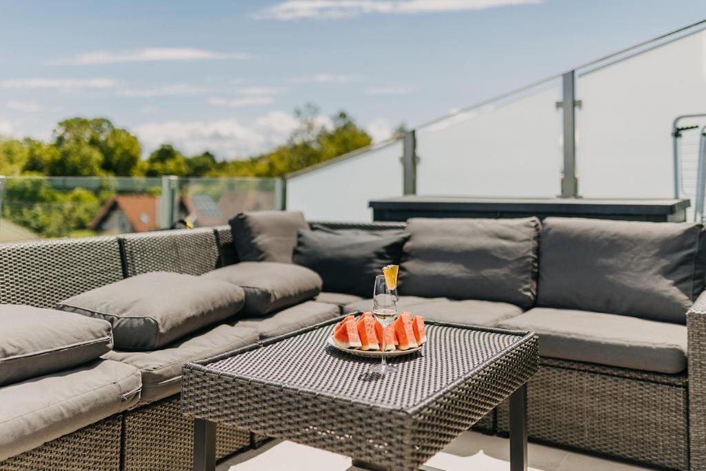 Lellemarine By Bltn Apartmanok Balatonlelle Exterior photo